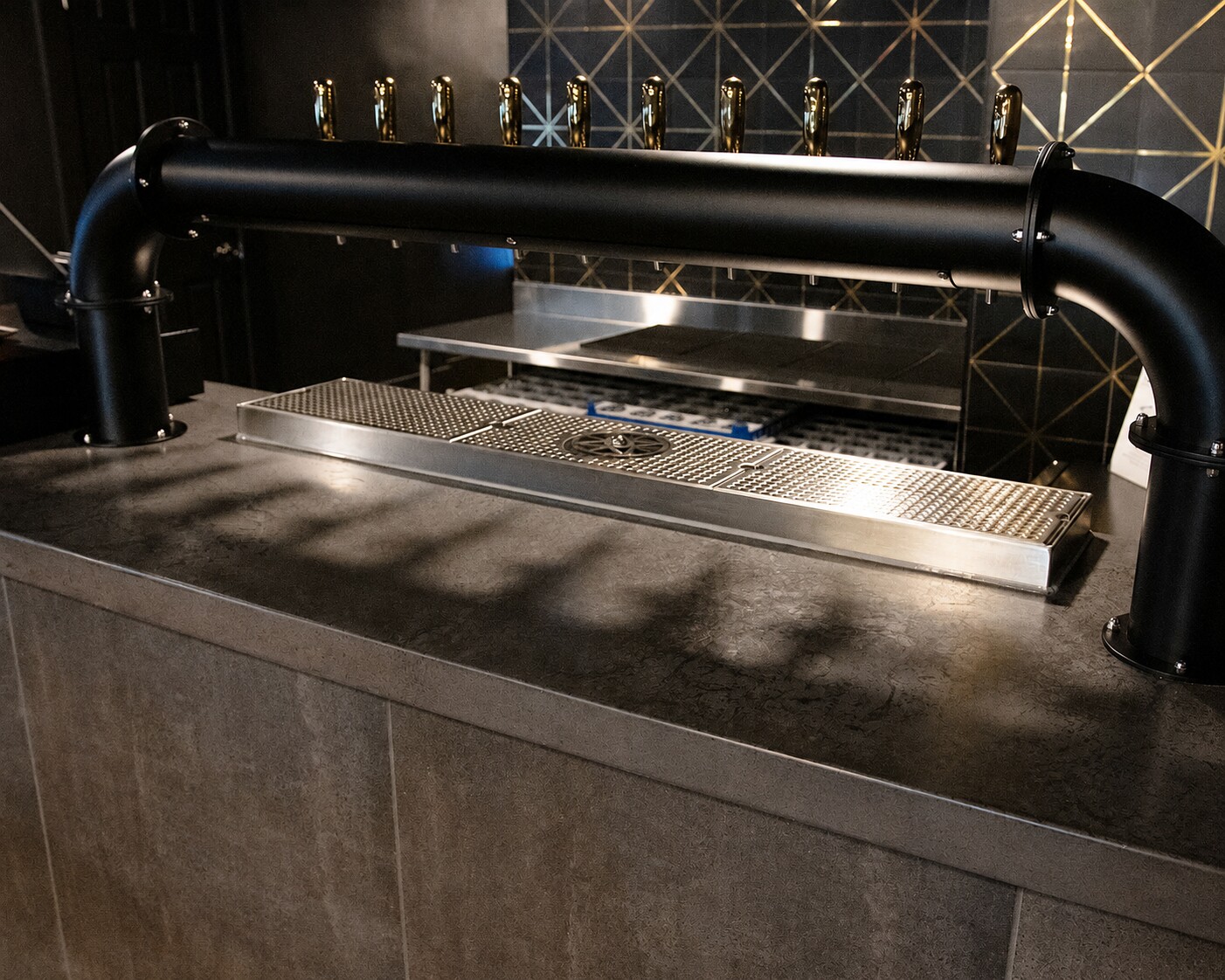 Waterfall concrete bar detail in Norfolk